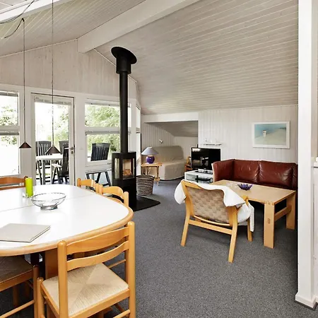 6 Person In Humble-by Traum Nordenbro Vesteregn