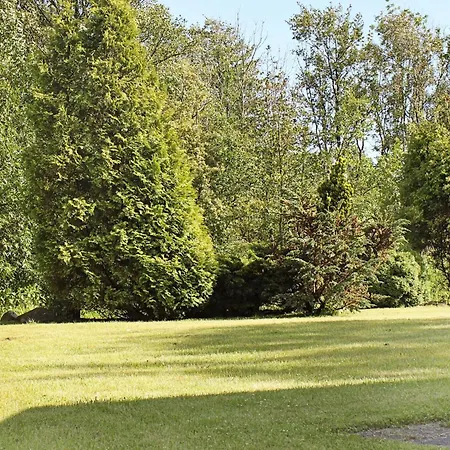 6 Person In Humble-by Traum *