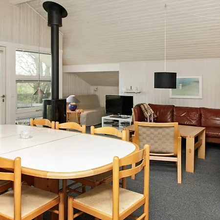 6 Person In Humble-by Traum * Humble